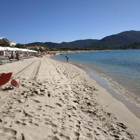 Orizzonti Bilocale مارينا دي كامبو